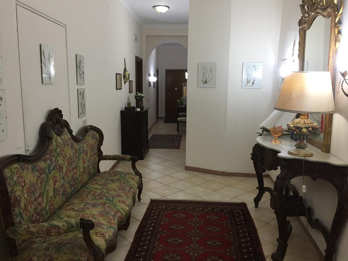 カタンザーロ La Residenza Dei Nobili Bed & Breakfast エクステリア 写真