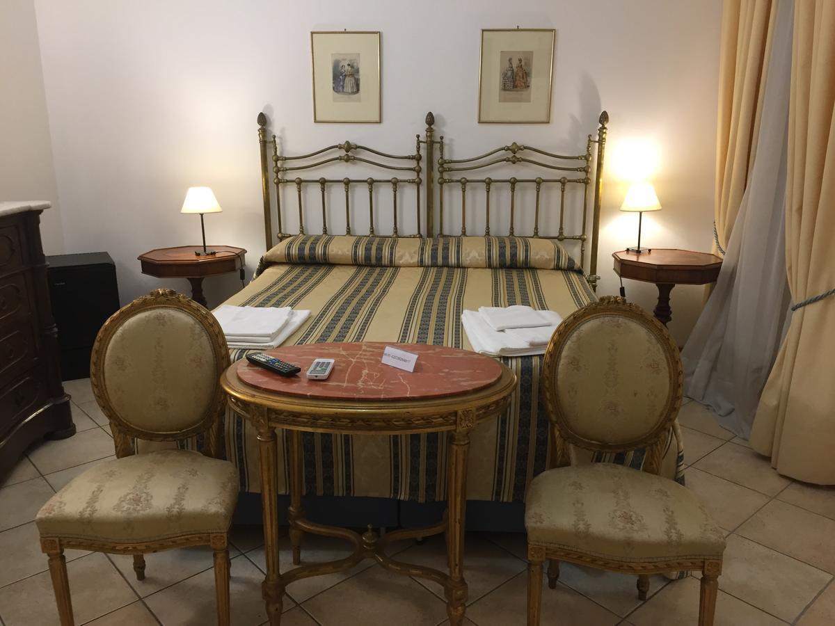 カタンザーロ La Residenza Dei Nobili Bed & Breakfast エクステリア 写真